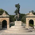 Nuraghi - Stylish Near Valletta Gate * 弗洛里亚纳