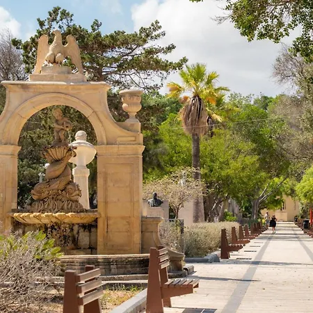 公寓 Nuraghi - Stylish Near Valletta Gate *