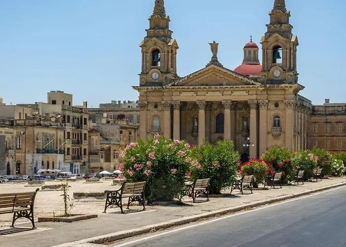 Stylish Near Valletta Gate